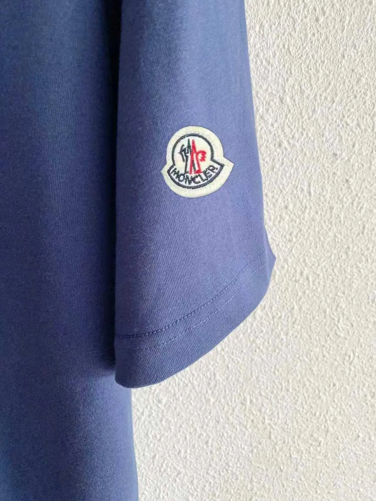 Moncle/ * logo New Arrival ， ， ， ， T Same Style。 :Black White Blue Gray Size:S（90-130 ） M（125-140 ） L（135-160 ） XL（160-180 ） XXL（180-210 ）